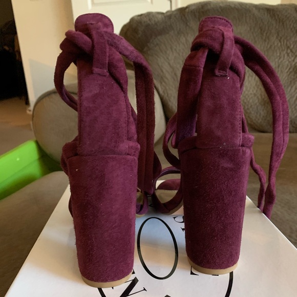 Steve Madden Christey Burgundy Heel - Picture 6 of 7